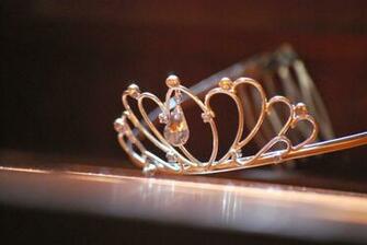 Alfa Img Showing Princess Tiara Wallpaper