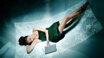 Sexy Woman With Laptop Wallpaper Mac