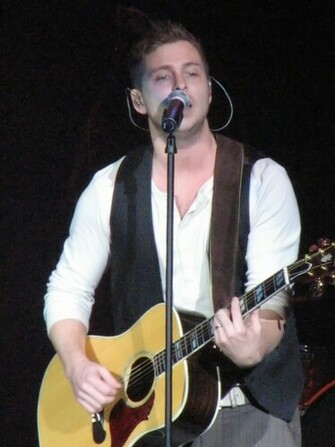 Ryan Tedder Graphics Code Comments Pictures