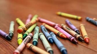 Crayons Wallpaper