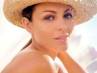 Pictures And Wallpaper Of Celebs Elizabeth Hurley