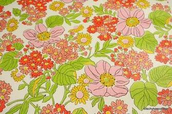 Vintage Retro Wallpaper Coral And Green Floral