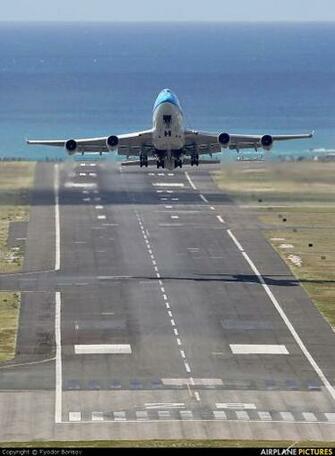 Ph Bfh Klm Asia Boeing At Sint Maarten Princess