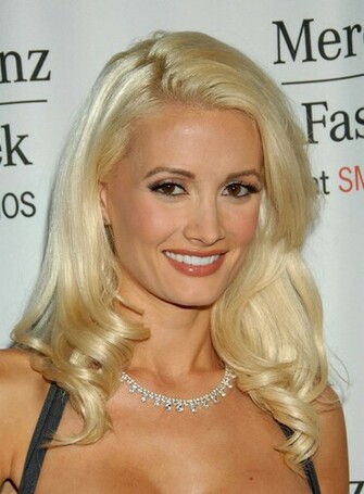 Fashion Holly Madison Wallpaper
