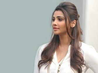 Daisy Shah Hq Wallpaper