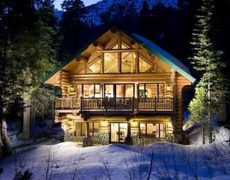 Cozy Log Cabin Winter Wallpaper
