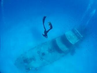 Spierre Fins Site Rune Hallum Diving In Malta