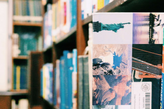Books Bookshelf Library Old Vintage 4k Wallpaper