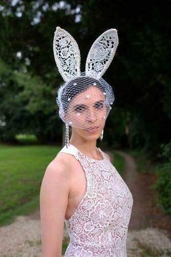 Kata De Solis And Ashley Hicks S Countryside Wedding In England