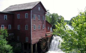 Most Photographed Site In Wisconsin The Augusta