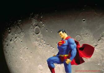 Desktop Wallpaper Of Superman Statue In Moon Light