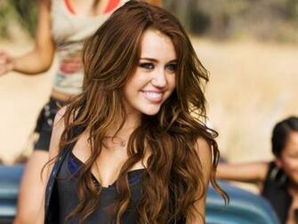 Freaking Spot Miley Cyrus Full HD 1080p Wallpaper