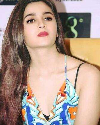 Alia Bhatt Instagram Image In Saree Of Dp