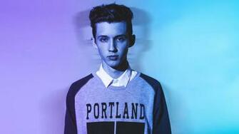 Troye Sivan HD Wallpaper