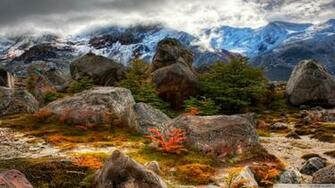 Mountain Rocks Wallpaper