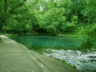 Spring Beautiful Park Scenes Wallpaper