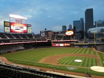 Wallpaper Target Field Background Logo