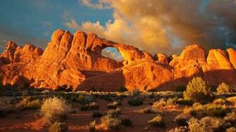 Large Natural Sandstone Arches National Park North