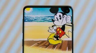 Disney And Pixar Galaxy S10 Wallpaper Are Here S Get