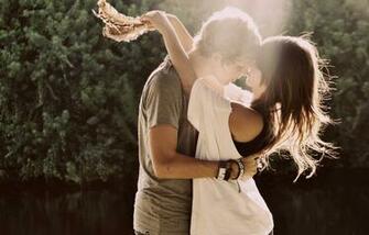 Cute Couple Love Wallpaper Background HD Area