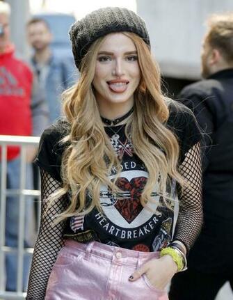 Bella Thorne Outside The Aol Building In Nyc