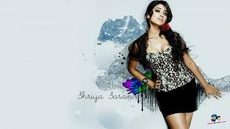 Shriya Saran Wallpaper Santabanta