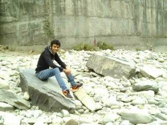 Yugansh Tyagi Sitting HD Wallpaper Background