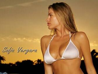 Sof A Vergara Wallpaper