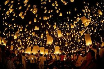 Peng Lantern Festival In Chiang Mai Where Thousands Of Paper Lanterns