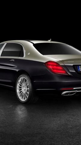 Mercedes Maybach S 4matic Luxury Car Rear