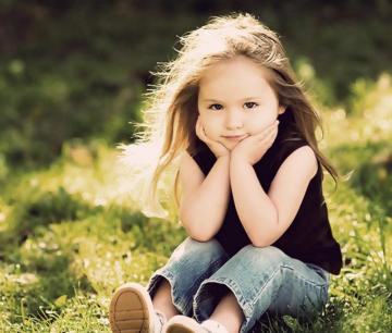 Funmozar Cute Baby Girl Wallpaper For