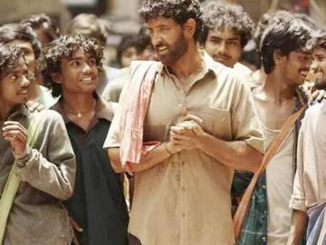 Watch Hrithik Roshan S Transformation Into Bihari Mode For Super