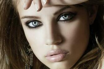 Xenia Tchoumitcheva HD Wallpaper Background
