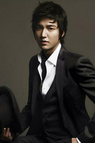 Cute Lee Min Ho Celebrities Wallpaper