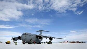 Amazing War Aircraft Screensavers And Wallpaper