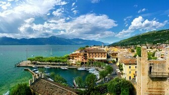 Bright Sunny Wallpaper Torri Del Benaco Jpg