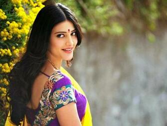 Hot Actress Shruti Haasan In Saree HD Wallpaper