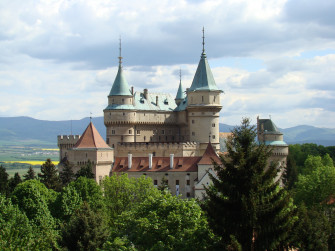 Bojnice Castle 1080p 2k 4k 5k HD Wallpaper Off