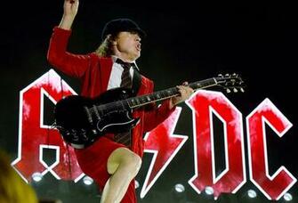 Genio Hace Un Cover A Thunderstruck De Ac Dc Con Su