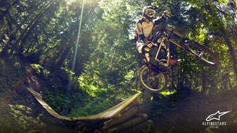 Downhill Autors Chakaans Mtb Un Dh Ekr Ntapetes HD
