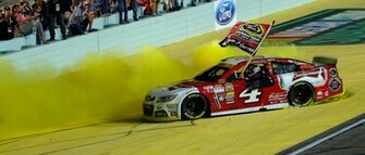 Kevin Harvick S Quest At Winning A Second Straight Championship Is