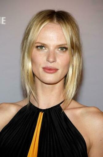 Anne Vyalitsyna Kb