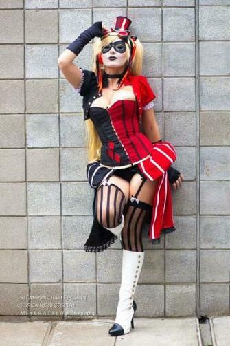 Jessica Nigri Harley Quinn Dark Emperor