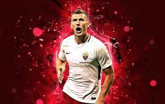 Wallpaper Edin Dzeko White Uniform As Roma Joy