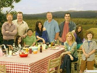 Modern Family Wallpaper