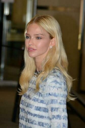 Sasha Luss Photo Of Pics Wallpaper