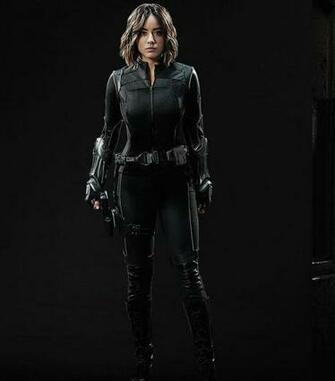 Agents Of Shield Season Pre Chloe Bennett As Quake Skye