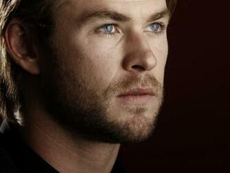 Chris Hemsworth Desktop Wallpaper For Widescreen