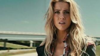 Amber Heard Drive Angry Wallpaper
