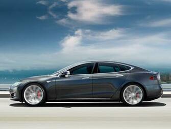 Tesla Model S P85d Wallpaper